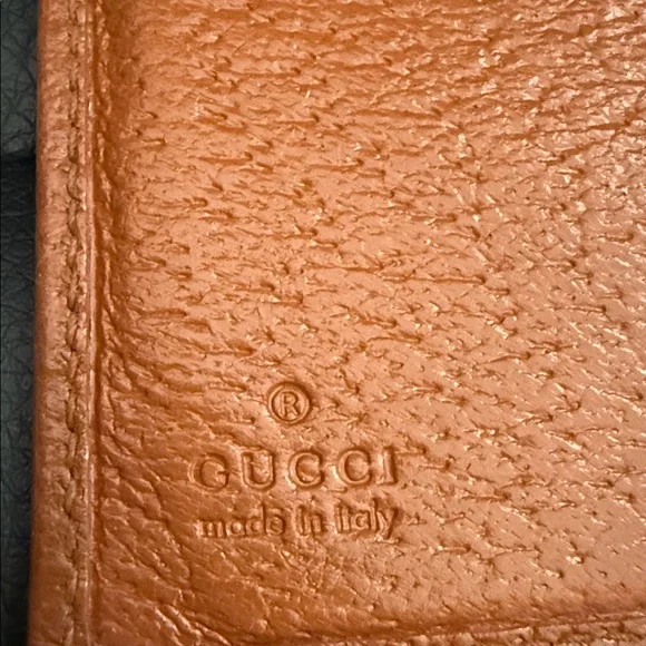 Gucci Beige and Cognac Brown Monogram Wallet - Picture 5 of 8